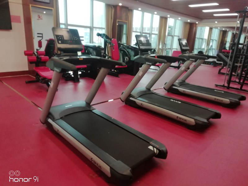 部队健身房器材-广西leyu.乐鱼体育健身器材有限公司